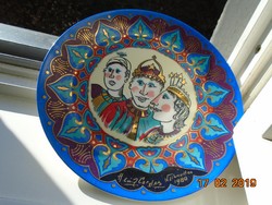 Signed, dated, modern version of the 3 kings of Christmas, made to unique order, decorative plate