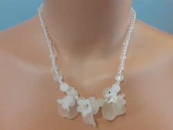 Különleges, fehér muranoi gyöngyökkel díszített nyaklánc