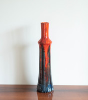 Óriási retro kerámia váza (45,5 cm) - zsűrizett iparművészeti termék - padlóváza vörös türkiz fekete