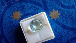 7.80 karátos gyémánt formájú kék akvamarin drágakő tanúsítvánnyal