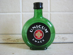 Zwack Unicum lapos üveg