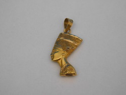 Arany 18k  Nefertiti medál  2.8 gr