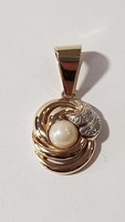 14K gold pendant with diamonds and pearls 2.7g