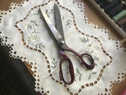 Antique scissors for sale (trusetal)