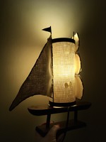 Vitorlás hajó asztali lámpa