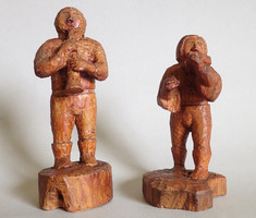 2 db régi retró kézzel faragott zenélő népi szobor pár fa faragás figura fafaragás