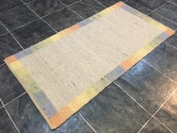 Kézi szövésű gyapjú szőnyeg - Tisztítva, 71 x 138 cm