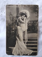 Antik, szecessziós magyar fotólap/képeslap Ledofszky Gizella színésznő, énekesnő kora 1900-as darab
