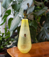 Retro karcagi (berekfürdői) sárga fátyolüveg váza, citromsárga repesztett üveg váza