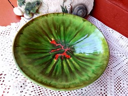 Retro zöld piros  kerámia 27 cm-es falitányér tányér Gyűjtői darab, nosztalgia paraszti dekoráció