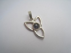 Celtic silver pendant with blue sapphire (?) Stone