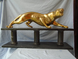Giga and giant jaguar-leopard-panther statue copper or bronze on a three-legged marble plinth (2)