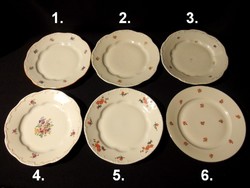 Régi Zsolnay porcelán különböző virág mintás nagy lapos tányér darabra pótlásnak