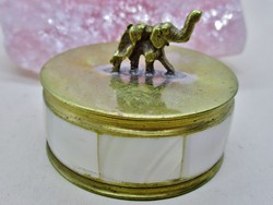 Szép kis antik art deco elefántos gyöngyház réz szelence