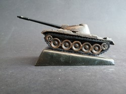 Öntött fém T34 tank asztali dísz- EP