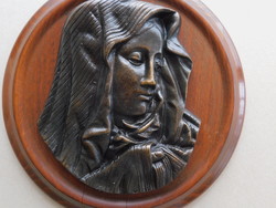 Nagyon szép bronz Szűz Mária profil relief kerek fa kereten, falra akasztható