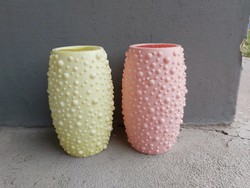 Retro műanyag rücskös vázák, váza nosztalgia darabok