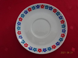 Alföldi porcelán teáscsésze alátét, piros - kék - zöld virágos, átmérője 13,5 cm.