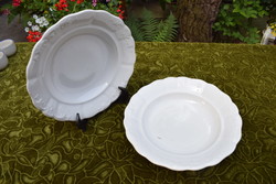 Antik Zsolnay mély tányér pár anyagában mintás mázas fehér porcelán pajzspecsétes 24 x 4,5 cm x 2 db