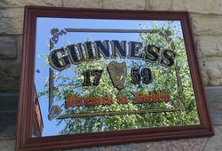 Reklám, plakát sőr, tükör kép sör reklám,a roncsot alatt, rendkívül dekoratív Guinness,