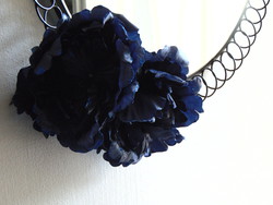 Kék csiptetős rózsa