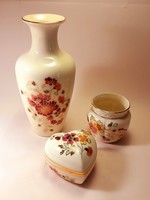 Zsolnay virágos és pillangó mintás porcelán csomag