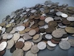 Hatalmas kb. 1100db magyar és külföldi pénzérme gyűjtemény 1945-2005 kb. 3kg