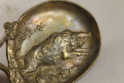 Antik vadász jelenetes bronz kínáló 801