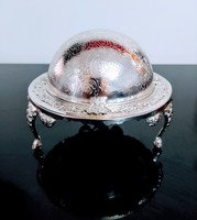Ezüstözött üvegbetétes billenő félgömb tetejű kaviártartó