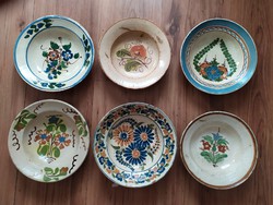 6 db régi népi festett mázas cserép fali tányér gyűjtemény