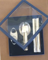 Cigar cutter, ashtray and double cigar case set in a gift box, an excellent gift