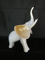 Hóllóháza porcelain elephant larger size