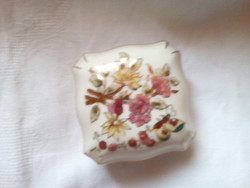 Zsolnay porcelán doboz