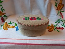 Embroidered fabric sewing box 70-80 years