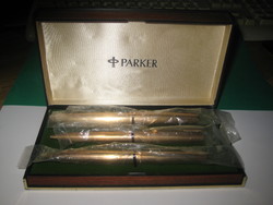 Parker, English, original pen set, new condition, the tip of the pen is gold, the outside is gilded
