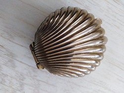 Miniatűr fém tároló, kagyló formában