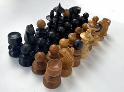 Sakk készlet retro faragott fa sakkfigurák készlet