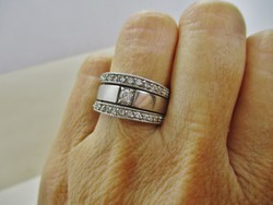 Nagyon különleges kétféleképpen hordható ezüst gyűrű