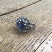 Antik ezüst gyűrű kék zafir kővel (szintetikus)