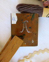 Antik réz betű sablon, hímzéshez, kelengyéhez, gyűjteménybe Nr.11.