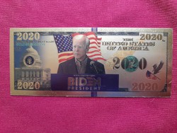 Új - színes+aranyozott, plasztik Joe Biden fantázia bankjegyhez hasonló ajándék.  1ft-ról !!
