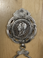 Antik ezüst kulcstartó középen egy Ferenc tallérral