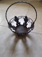 Wrought iron, vintage fruit basket 27 x 30 cm with handle, rusty surface