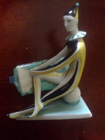 Zsolnay : art deco, Labdán ülő bohóc figura