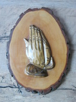 Imádkozó kéz  fa fali dísz