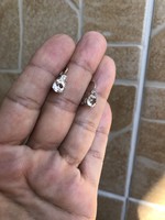 Antik ezüst fülbevaló, párna alakú kristályokkal