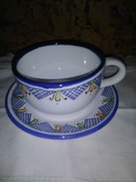 4 teacups with mug base