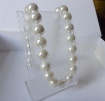 Fehér minőségi  divat gyöngysor