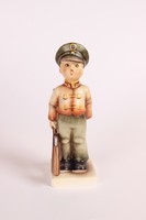 Katona fiú (Soldier boy) - 15 cm-es Hummel / Goebel porcelán figura