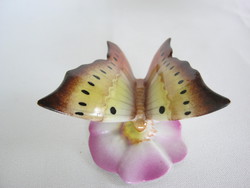 Drasche Kőbányai porcelán lepke virágon pillangó